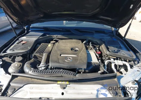 2015 Mercedes-Benz C 300 4Matic/Luxury 4Matic/Sport 4Matic from USA, damaged, VIN 55SWF4KB5FU015388